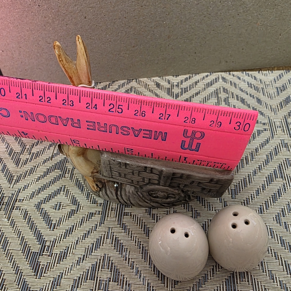 Creative Co-Op Rabbit With Egg Salt Pepper Shaker Set #127 - Picture 9 of 9